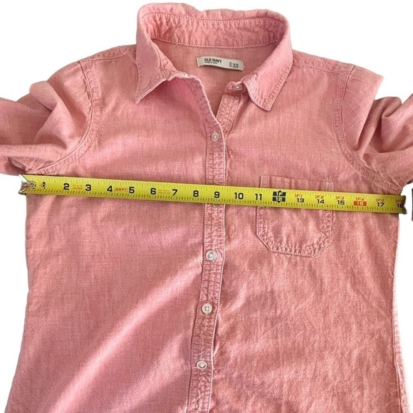 Old Navy Button Down Long Sleeve Shirt • Used • Size: XS - Picture 5 of 6